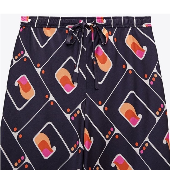 ZARA Geometric Print Pants - Picture 4 of 8